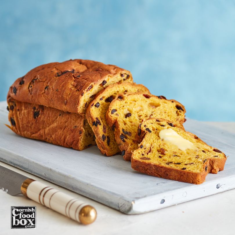 Cornish Large Saffron Cake 625g
